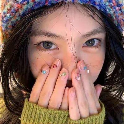 沉默不语的顾小姐